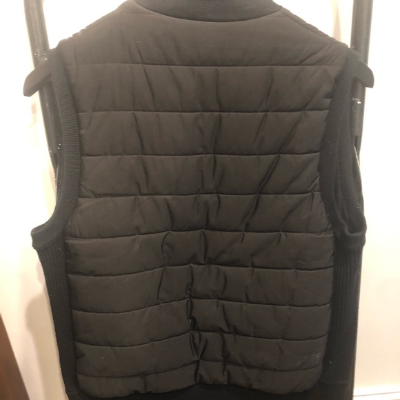 Reversible black Banana Republic vest - Picture 2 of 3
